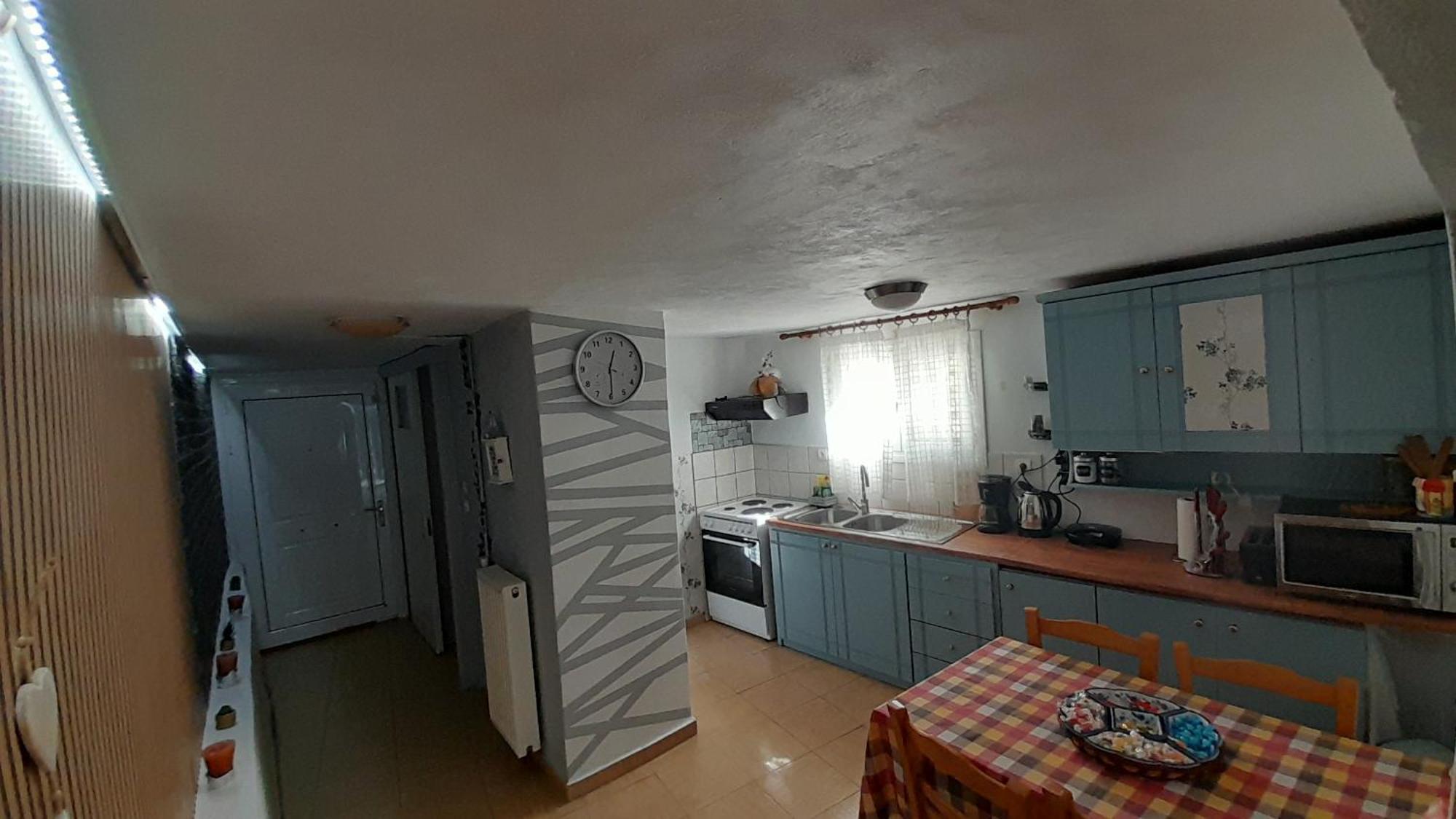 Appartamento George House Leonídion Esterno foto